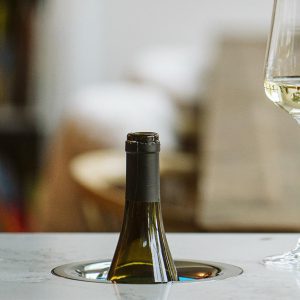 INTEGRATED WINE SERVER